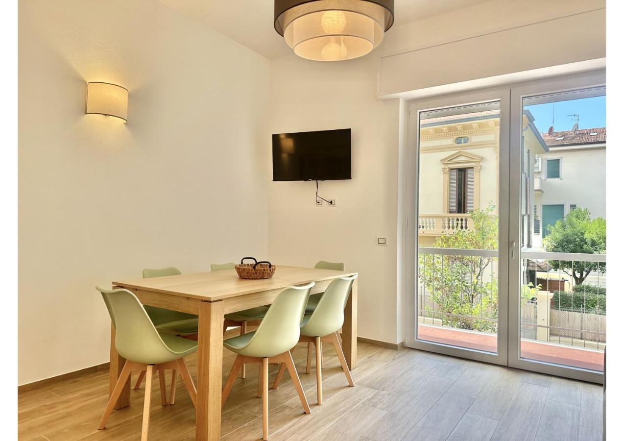 Luxe Apartment Camaiore Esterno foto
